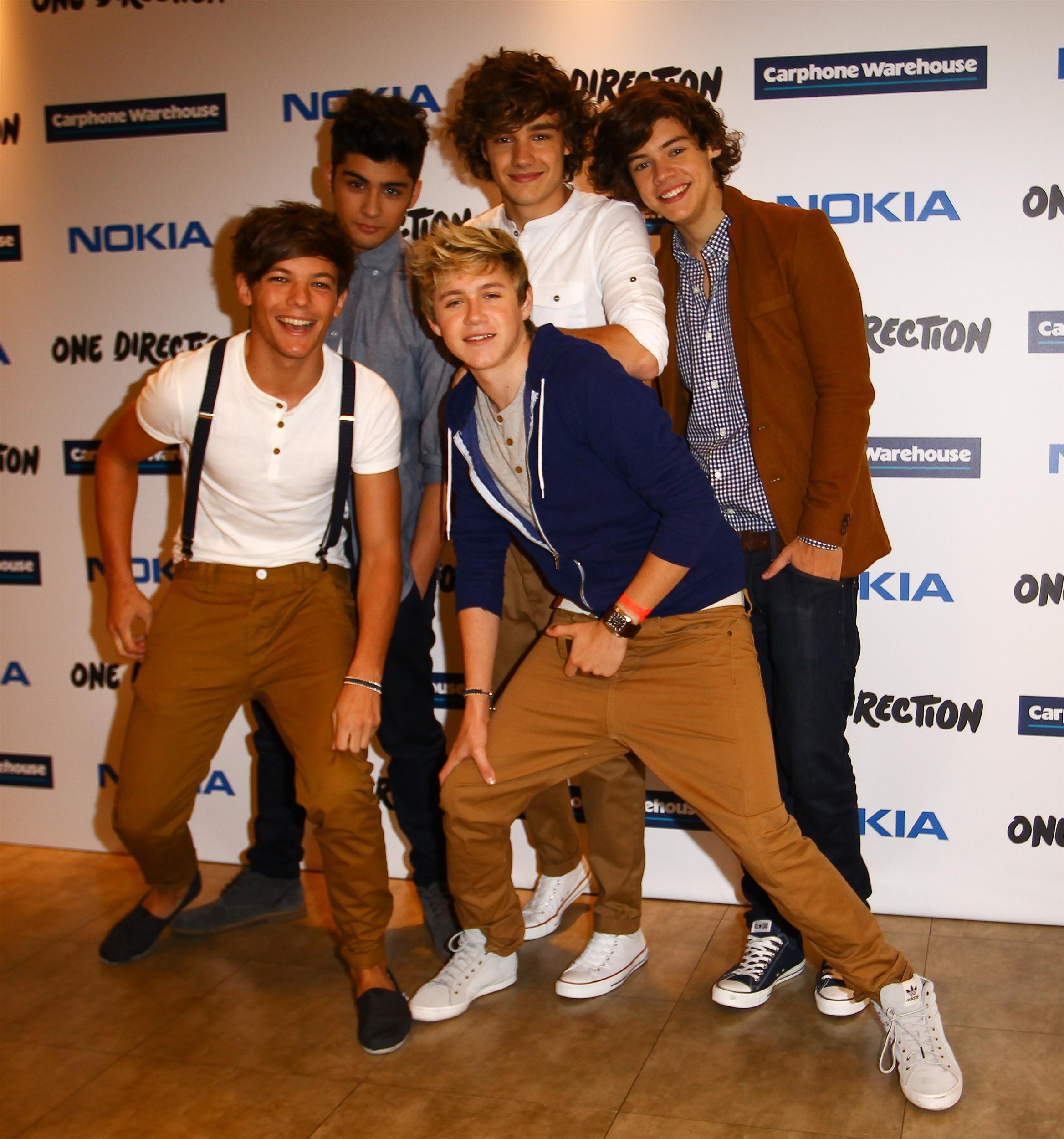 'One Direction' at a phone launch at Carphone Warehouse - Photos | Picture 101245